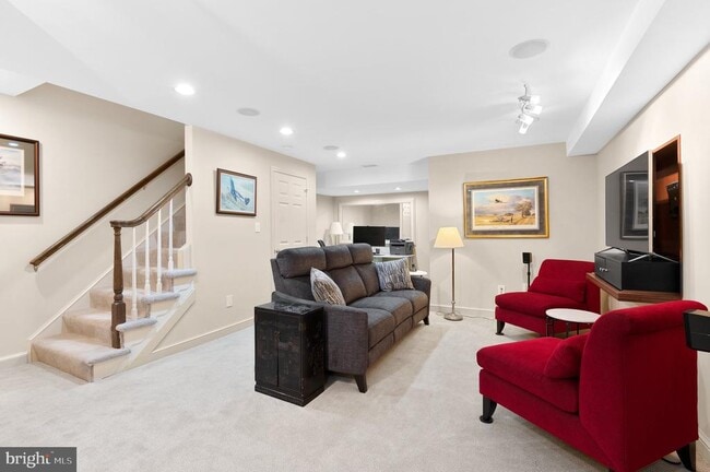 Building Photo - 4346 Westover Pl NW