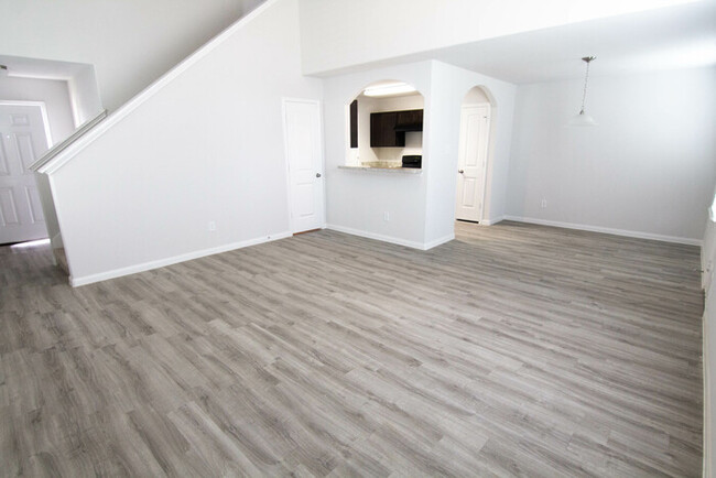 Building Photo - 18614 Rock Flats Ravine Dr
