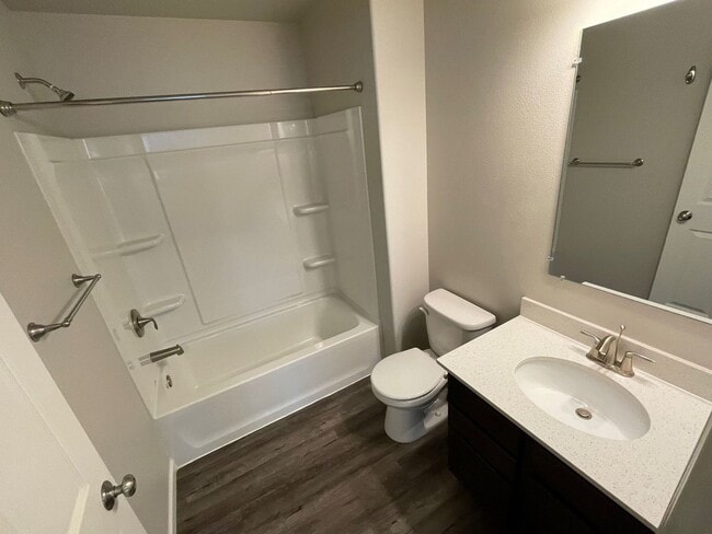 Building Photo - 1550 N Tinitun Cir