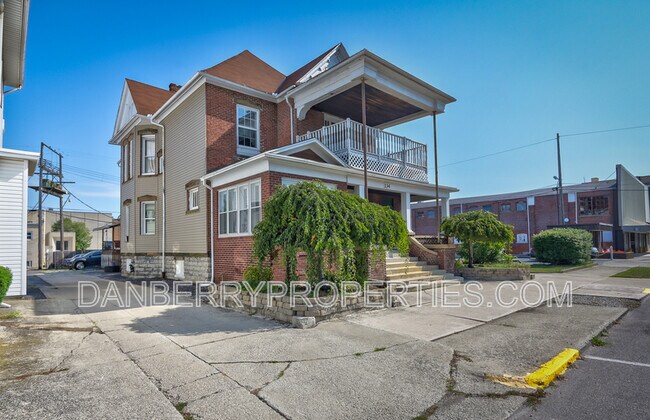 Building Photo - 134 W Tiffin St