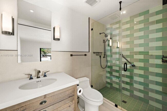 Building Photo - 9002 SW 62nd Terrace