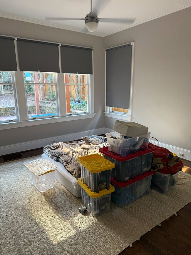 Building Photo - 719 Elmont Dr