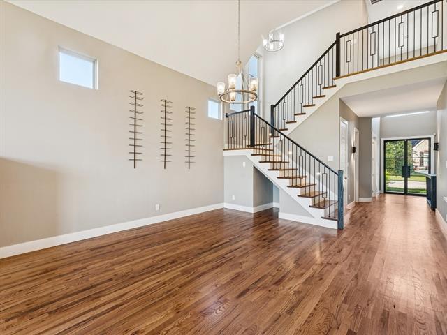 Building Photo - 914 St George Pl