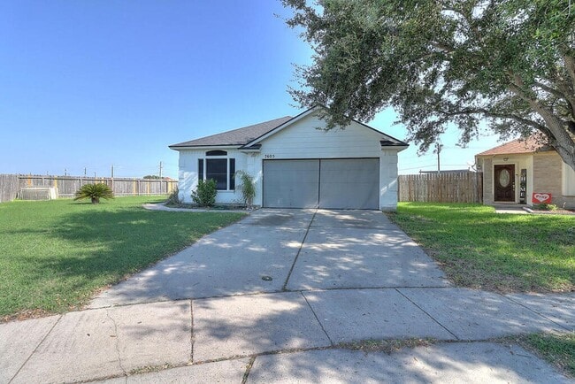 Building Photo - 7605 Cougar Dr