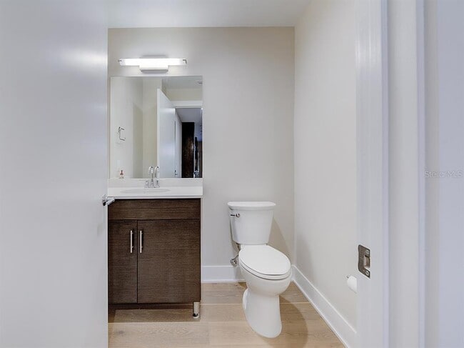 Building Photo - 199 Dali Blvd