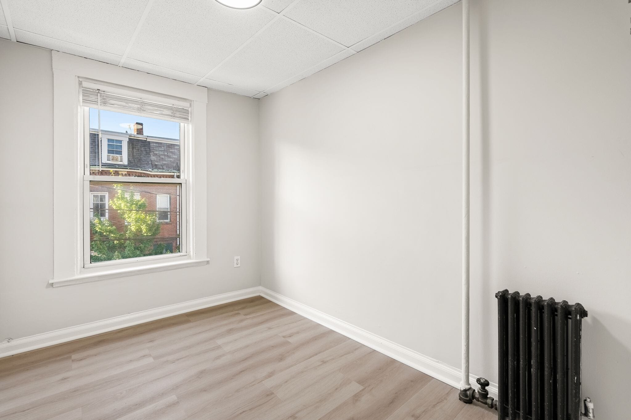 Bedroom 3 - 122 Saratoga St