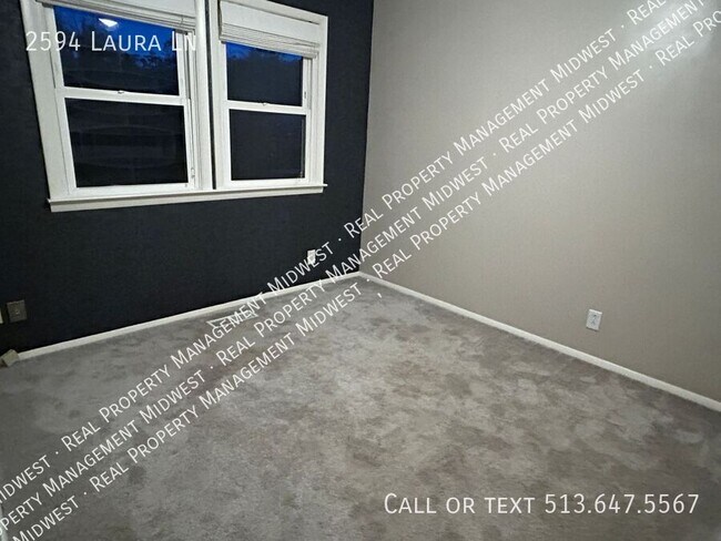 Building Photo - 2594 Laura Ln
