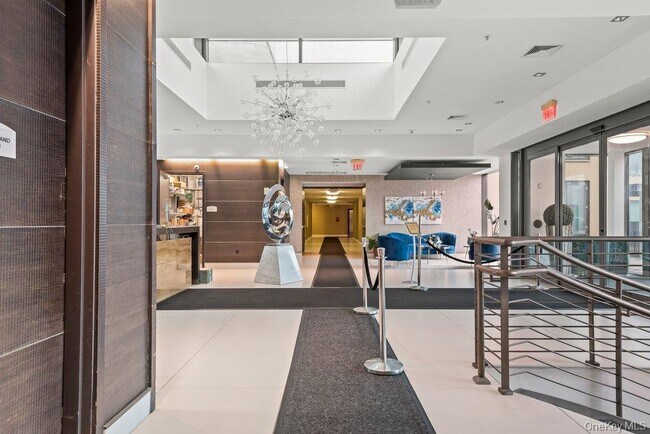 Building Photo - 701 Ridge Hill Boulevard