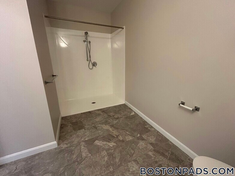 Building Photo - 1 Candy Apple Dr