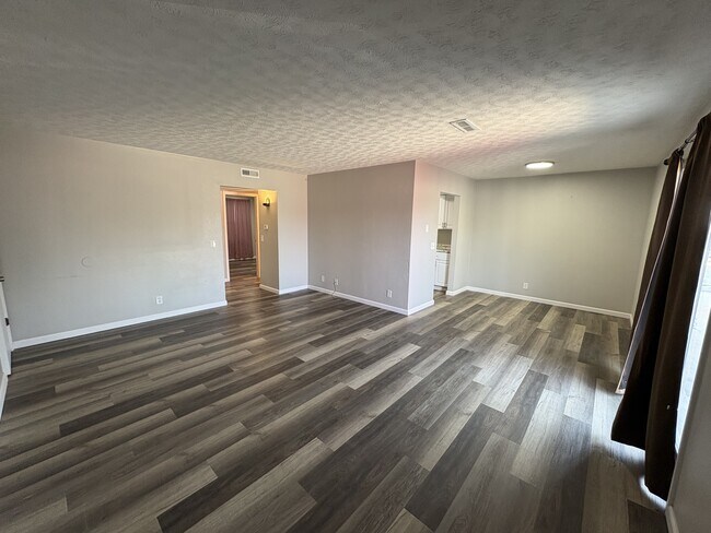 Building Photo - 1720 Leopold St
