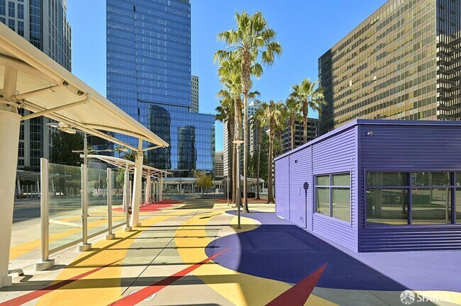 Building Photo - 75 Folsom St