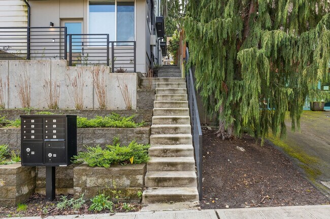 Building Photo - 65 W Dravus St