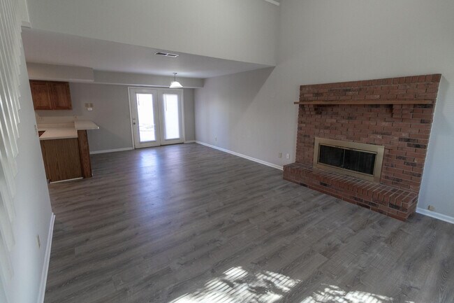 Building Photo - 3705 Hermitage Rd