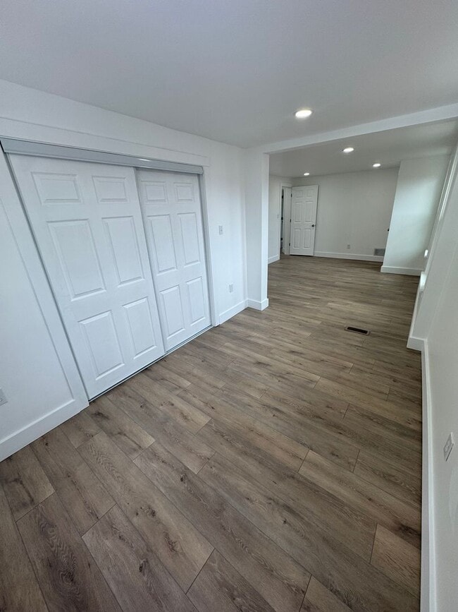 Building Photo - 1148 East St