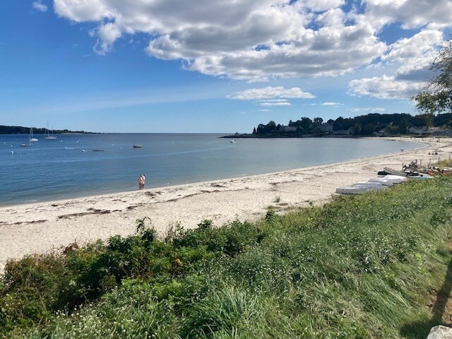 Willard Beach close by - 37 Summit St