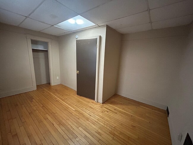Building Photo - 114 S Blair St