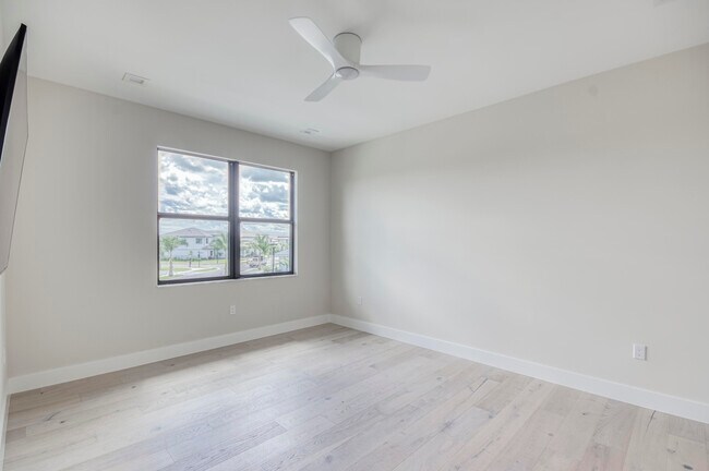 Building Photo - 10077 Heron Flock Dr