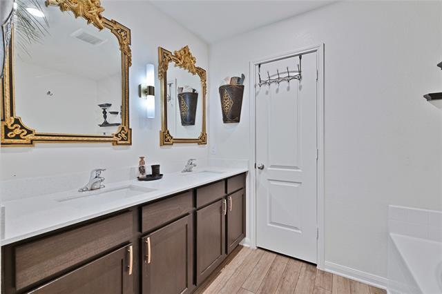 Building Photo - 119 Bluebonnet Dr