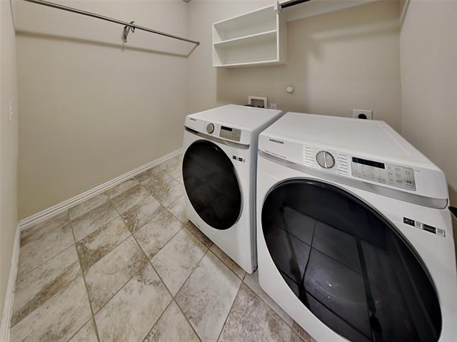 Building Photo - 816 Water Garden Cir