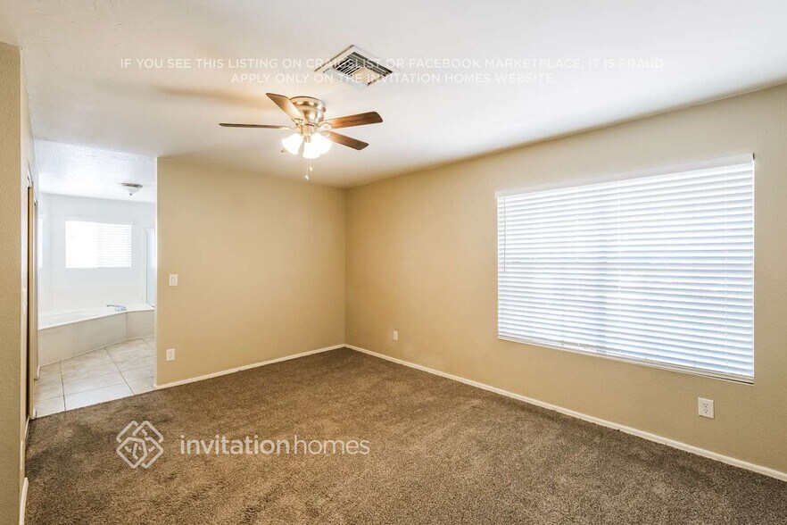 Building Photo - 10246 N 66th Ave