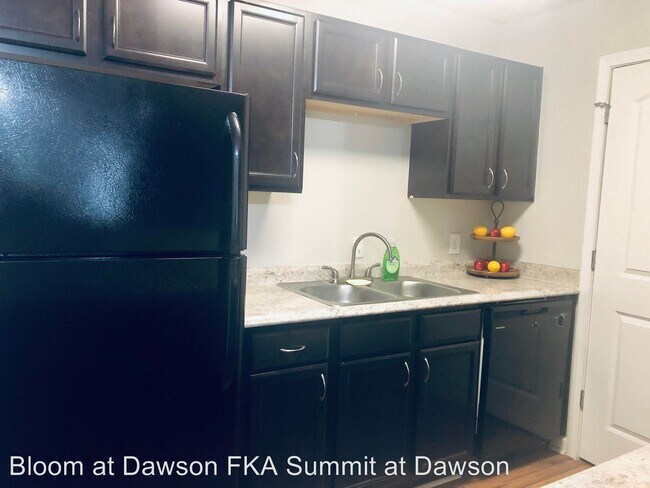 Building Photo - 1400 Chase Ln