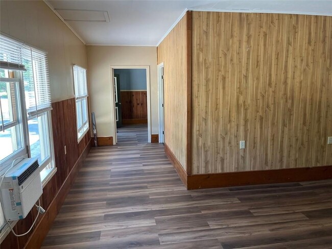 Building Photo - 7128 Dawsonville Hwy