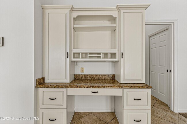 Building Photo - 2240 Marsh Harbor Ave