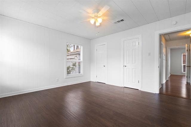 Building Photo - 9103 Forest Hills Blvd