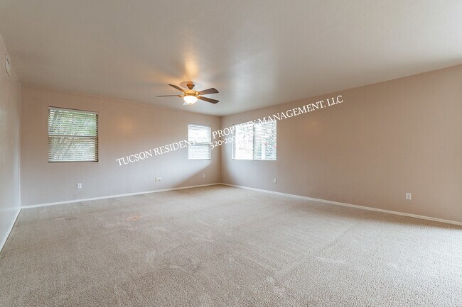 Building Photo - 7661 S Freshwater Pearl Dr