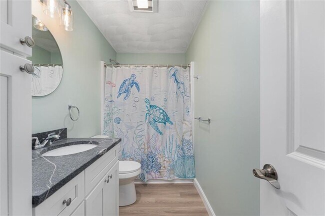 Building Photo - 47 Windsor Rd