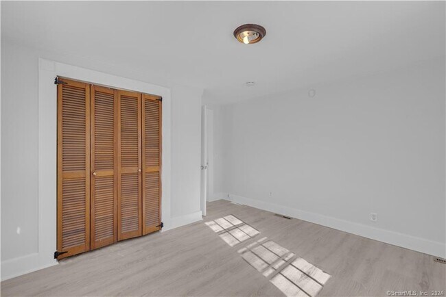 Building Photo - 313 Curtis St