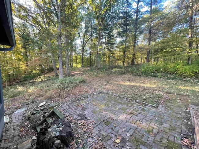 Building Photo - 2625 S Smith Rd