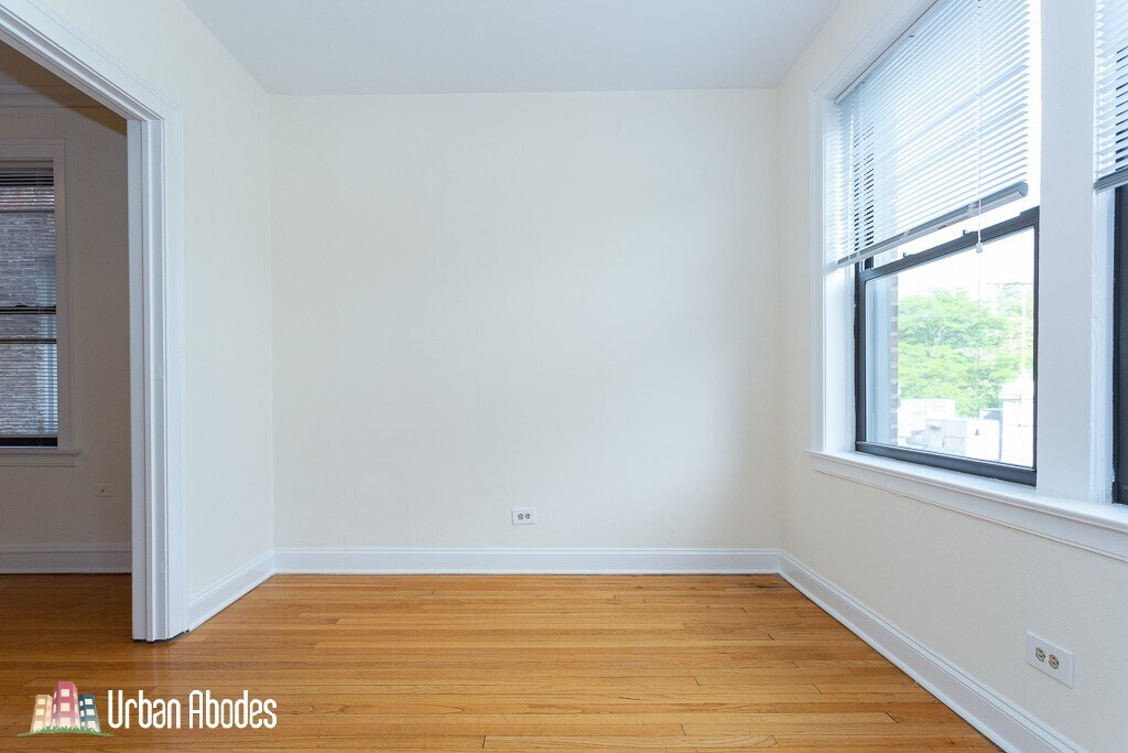 Building Photo - 342 Park Ave