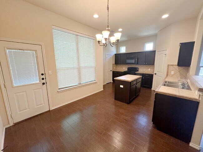 Building Photo - Move-In Special! Get $200 off your first f...