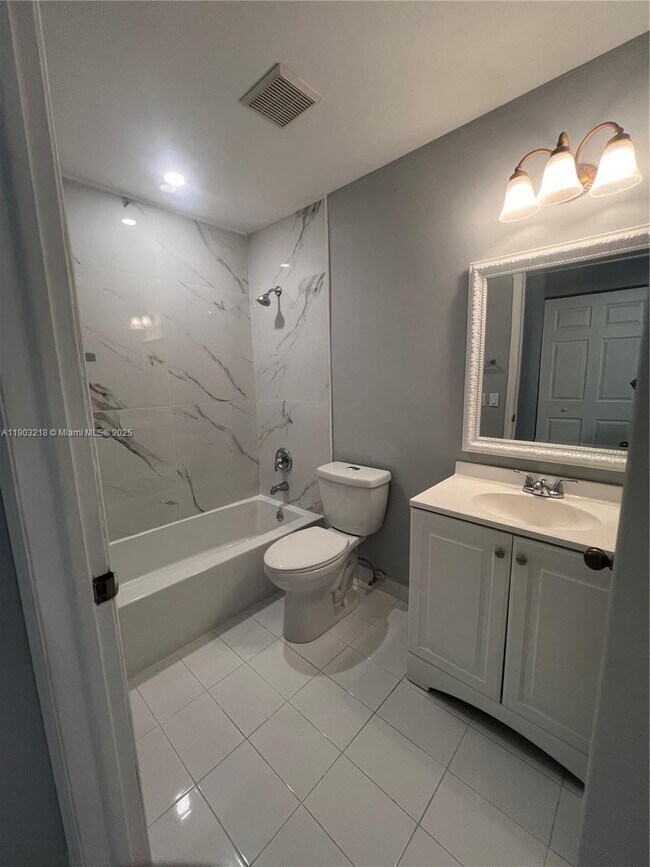 Building Photo - 14260 SW 57th Ln