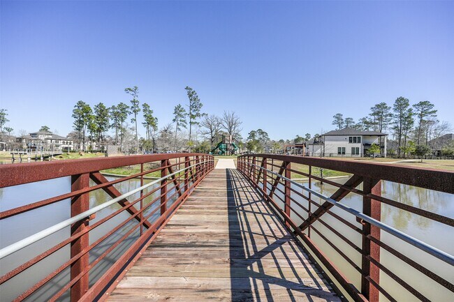 Building Photo - 17586 Rosette Grass Dr