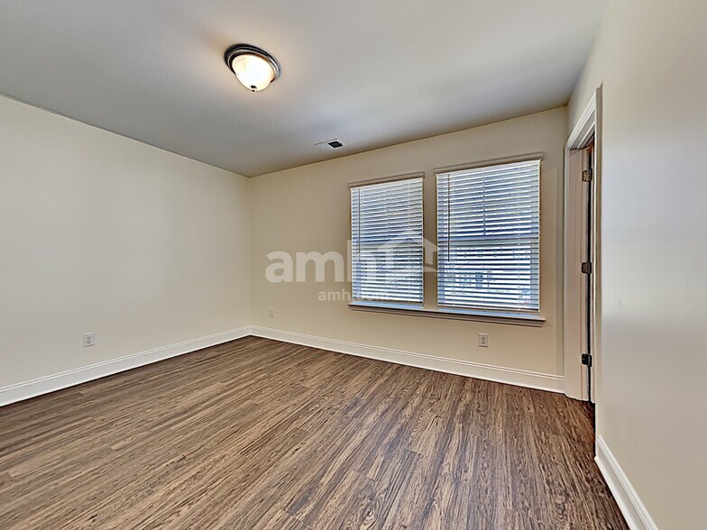 Building Photo - 161 Sweetgum Drive