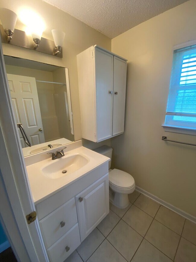 Building Photo - Rental In Rincon - Traditional Ranch