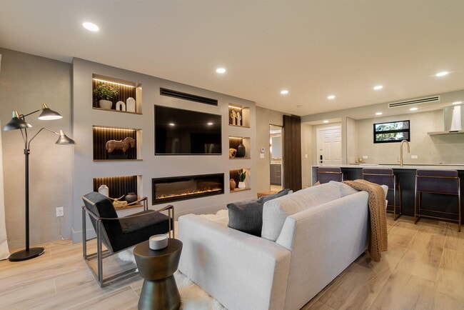 Building Photo - 13334 Polo Club Rd