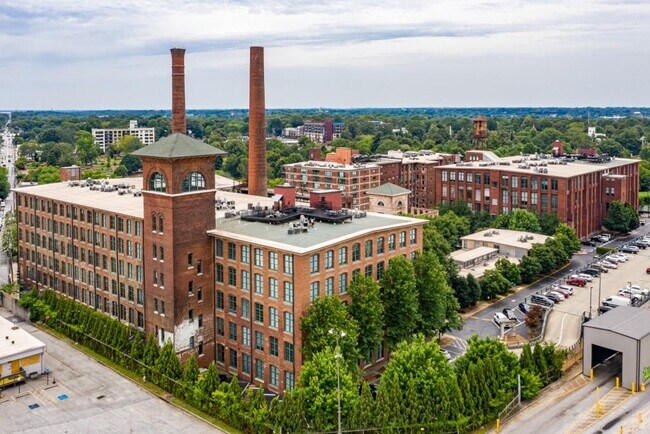 Building Photo - 170 Boulevard SE