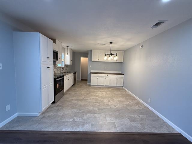 Building Photo - 6101 Melody Ln