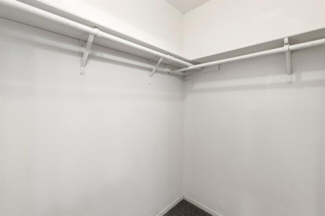 Building Photo - 2603 Market Garden Ln