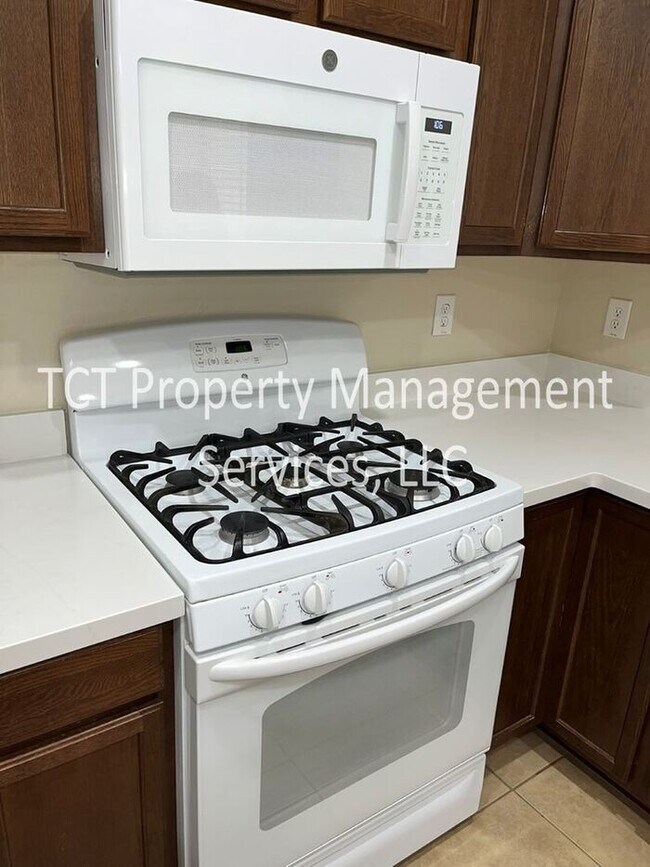 Building Photo - Beautiful 4 bedroom home in Casa Grande!