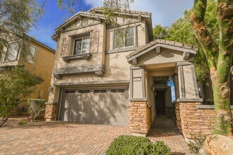 Building Photo - Lovely Home In Providence Community With P...