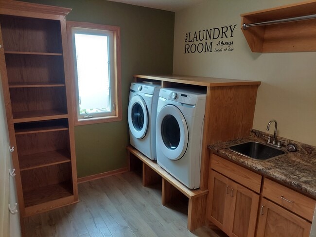 Building Photo - 5176 54th Ave NW