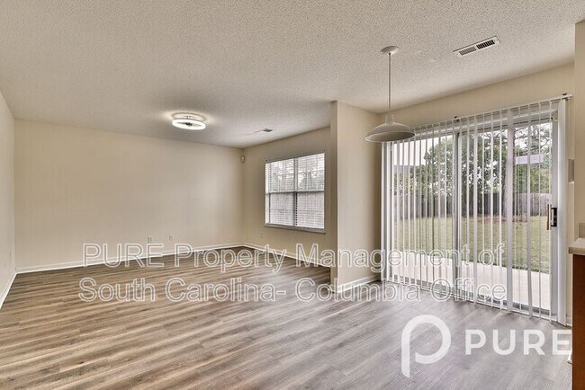 Building Photo - 433 Spring Oak Ln