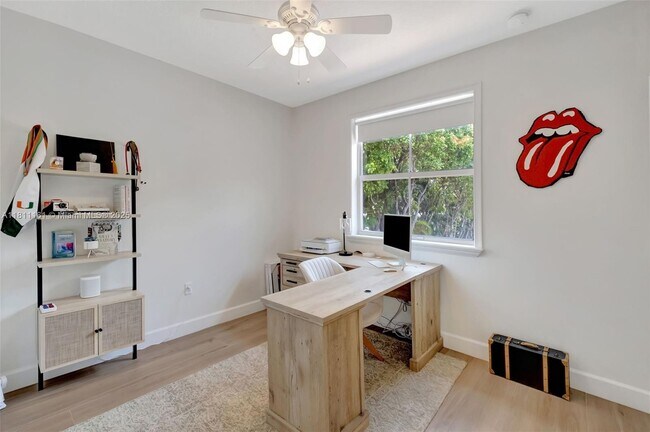 Building Photo - 4413 NW 97th Pl