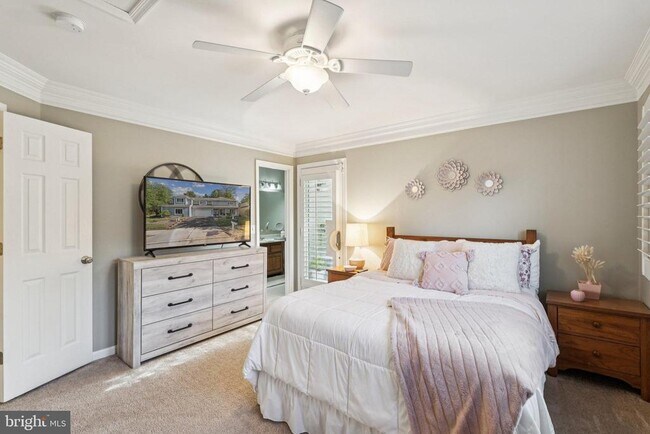 Building Photo - 47660 Pennrun Way