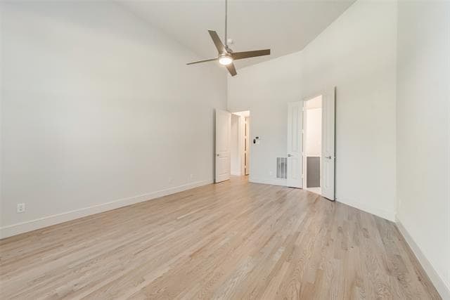 Building Photo - 4867 Corinthian Bay Dr