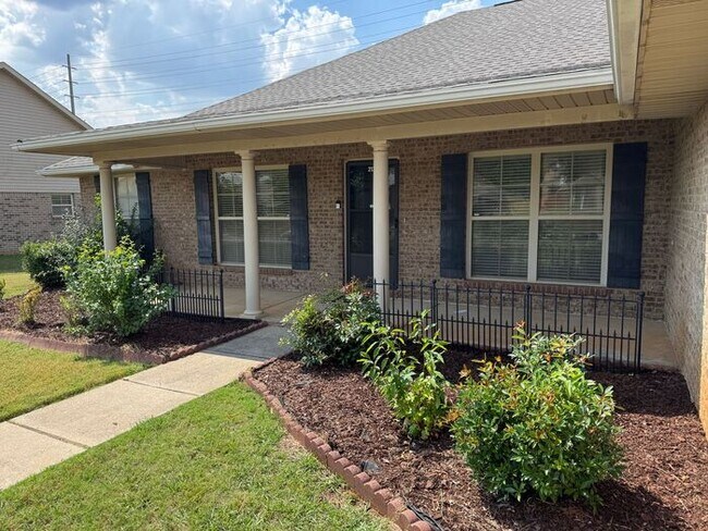 Building Photo - Madison City Schools with a fenced yard!